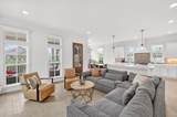 901B Gale Ln - Photo 6