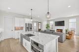 901B Gale Ln - Photo 8