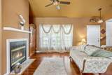 1105 Blythe Ct - Photo 9