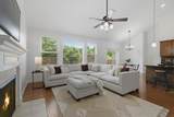 7637 Kemberton Dr - Photo 2