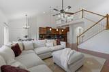 7637 Kemberton Dr - Photo 8