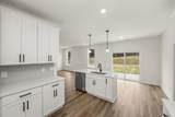 5020 Salient Dr - Photo 8