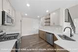 913 Bankside Dr - Photo 2