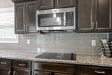 2831 Chatfield Dr - Photo 9