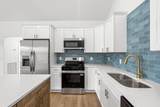 929 Wilkie St N - Photo 17