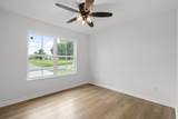 929 Wilkie St N - Photo 25