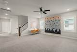 7020 Vineyard Valley Dr - Photo 32
