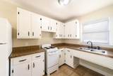 211 Oak St - Photo 4