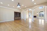 201 Vineyard Way - Photo 17