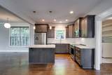 700 Eastland Ct - Photo 10