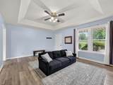 1914 Claymont Dr - Photo 10
