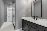 2031 Overhill Dr - Photo 24