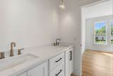 2031 Overhill Dr - Photo 30