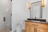 2031 Overhill Dr - Photo 33