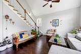 404 Lawrence St - Photo 5
