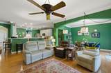 917 Falling Water Ct - Photo 16