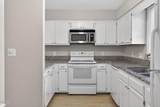 102 Lake Hollow Cir - Photo 14