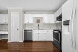 348 Golfview Ct - Photo 10