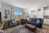 118 Champions Ln - Photo 18