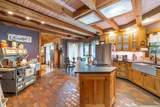 2500 Chimney Springs Rd - Photo 28