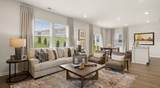720 Emerson Ln - Photo 3
