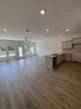 432 Slugger St - Photo 10