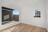 1017 12th Ave - Photo 67