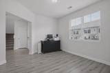 1209 Foxton Ln - Photo 15