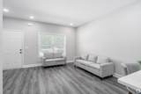 2815 Trenton Rd - Photo 3