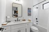 1013B Argyle Ave - Photo 24