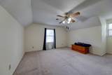 1030 Hillshire Dr - Photo 44