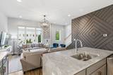 1000E W Trinity Ln - Photo 18