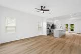 530 Raymond St - Photo 3
