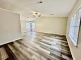 122 E St - Photo 2