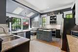 1305 Greenwood Ave - Photo 20