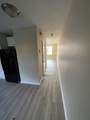 622 Castlegate Dr - Photo 5