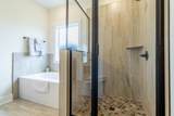 2094 Beverly Ct - Photo 15