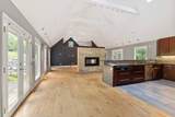 1040 Rustic Hills Dr - Photo 4
