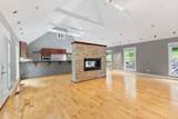 1040 Rustic Hills Dr - Photo 9