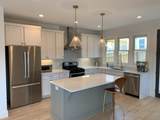 523 Fatherland St - Photo 12