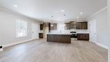 613 Short Mt St - Photo 8