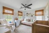1915 Pointe Barton Dr - Photo 51