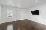 2405 Scovel St - Photo 6