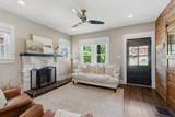 929 Lawrence - Photo 5