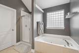 7476 Riverland Dr - Photo 18