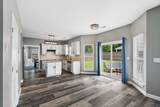 7476 Riverland Dr - Photo 9