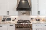 1322 Barry Ln - Photo 52