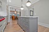2403 Belmont Blvd - Photo 17