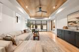 2806 Oakland Ave - Photo 24