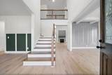 907 Douglas Ln - Photo 13